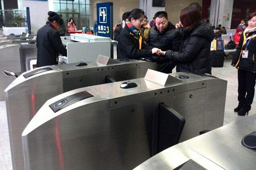 车站检票闸机嵌入二维码扫描模？？？？？